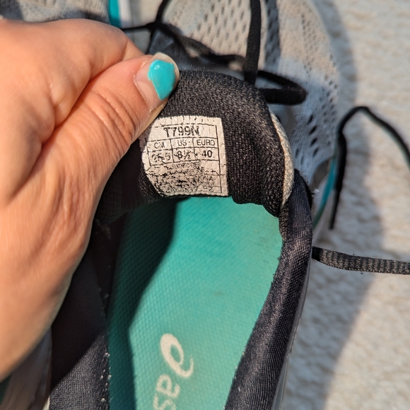 ASICS Gray and Teal Running Shoes - Picture 9 of 9